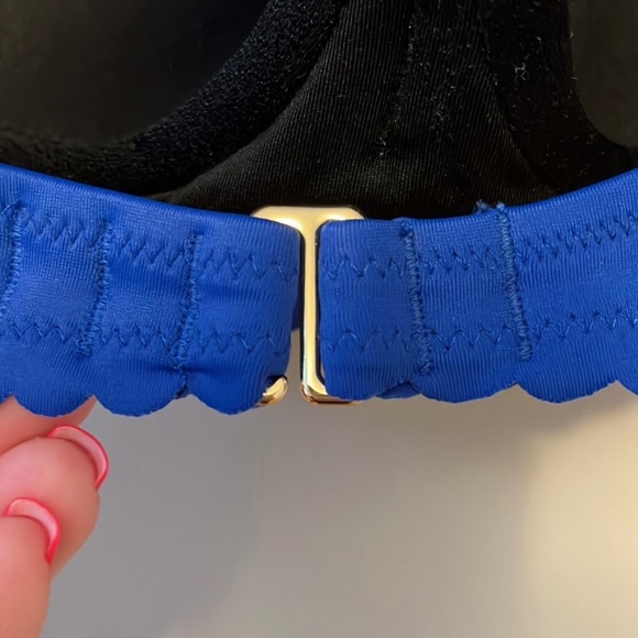 Victorias Secret swim top - bundle of 2 - Picture 10 of 11